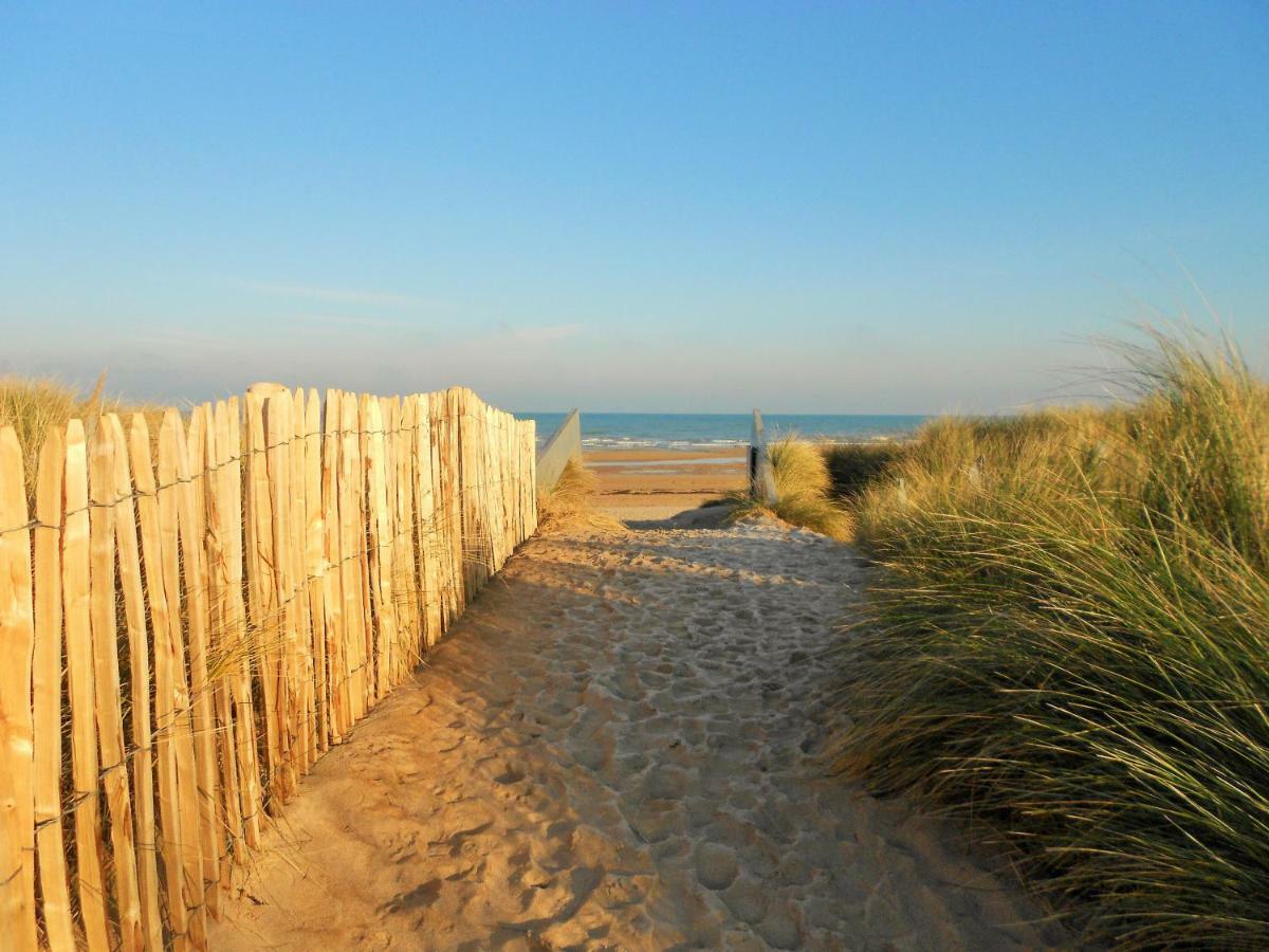 L'Aigue Marine Apartman Courseulles-sur-Mer Kültér fotó