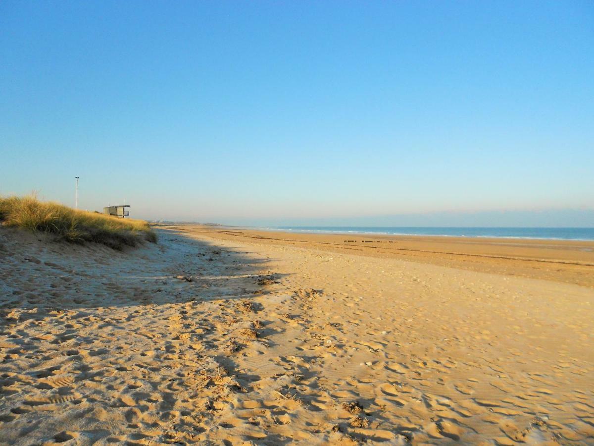 L'Aigue Marine Apartman Courseulles-sur-Mer Kültér fotó