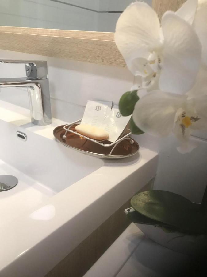 L'Aigue Marine Apartman Courseulles-sur-Mer Kültér fotó